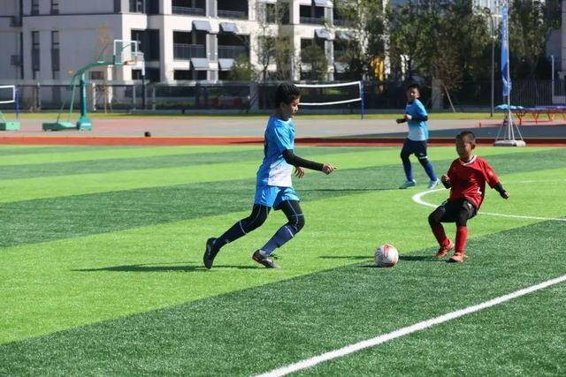 迈阿密国际希望免签德布劳内 丁丁家人向往去美国